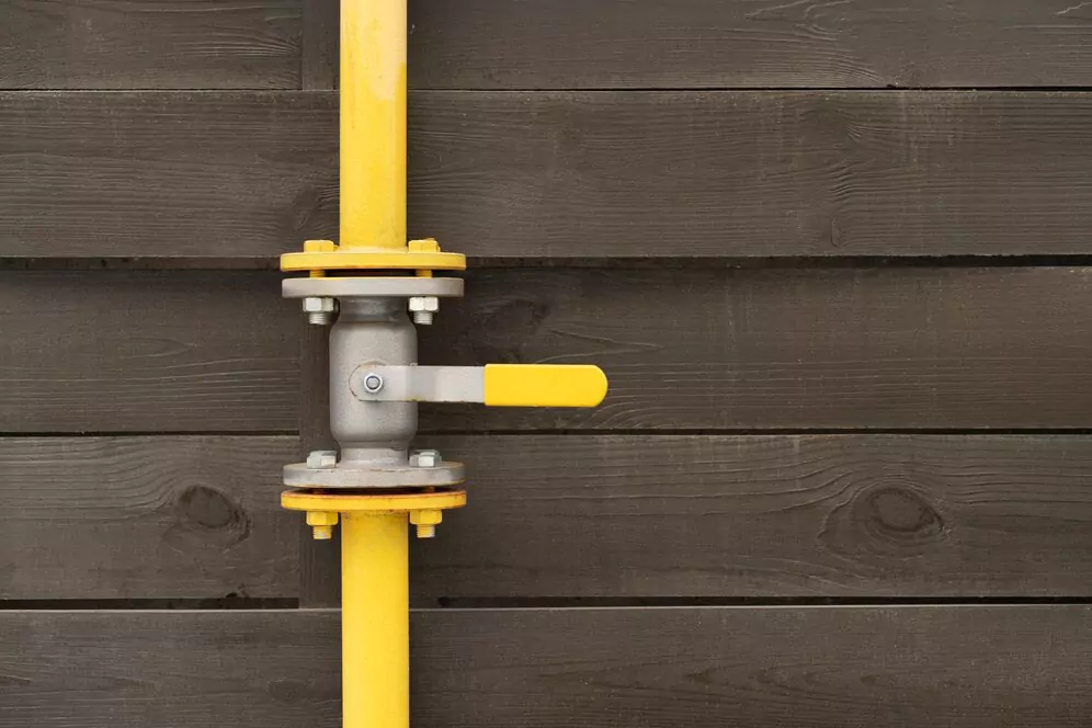 Main water valve shut off